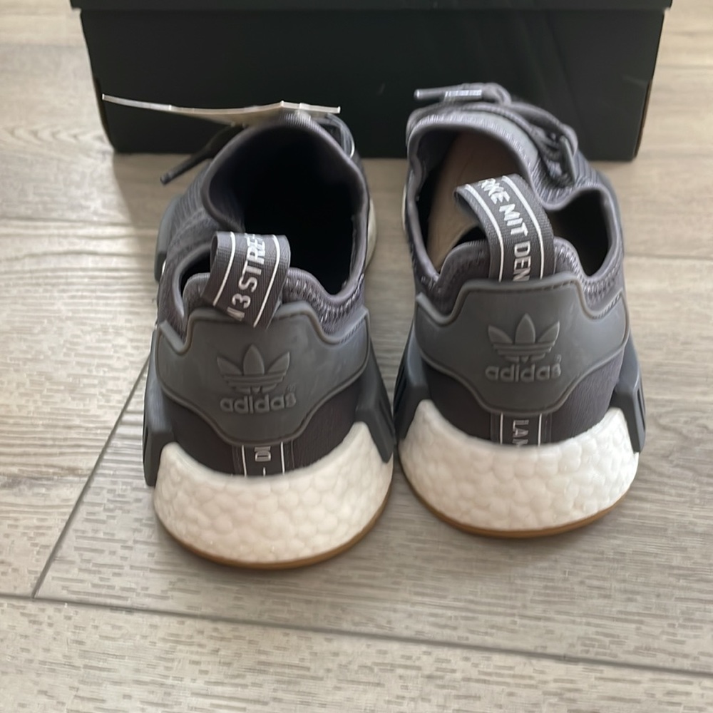 ADIDAS NMD R1 "GUM SOLE" Gray - Picture 8 of 16